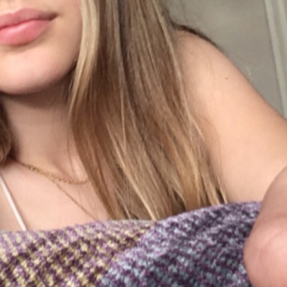 Meet your Posher, Talia